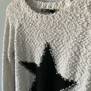 Oversized Popcorn Star Sweater